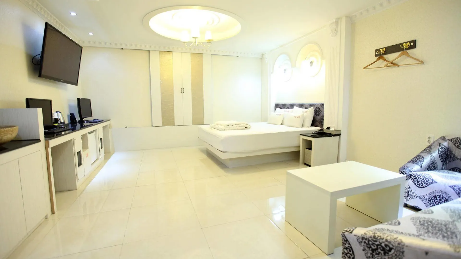 בוסאן The Design Motel